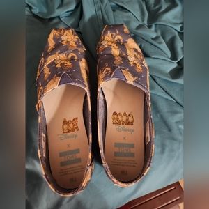 Tom's Snow White 9.5 shoes